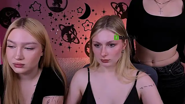 playful sophie online show from 05/12/26, 07:22
