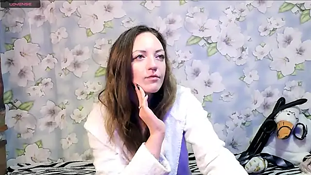 KattyLuuu online show from 03/02/25, 06:27