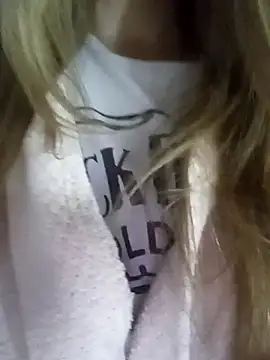 KattyLuuu online show from 03/29/26, 01:44