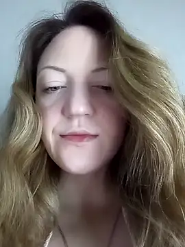 KattyLuuu online show from 04/05/26, 01:19