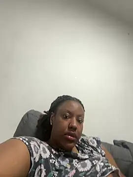 LavenderBuxton online show from 03/03/25, 10:52