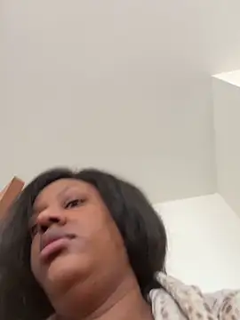 LavenderBuxton online show from 04/08/26, 11:21