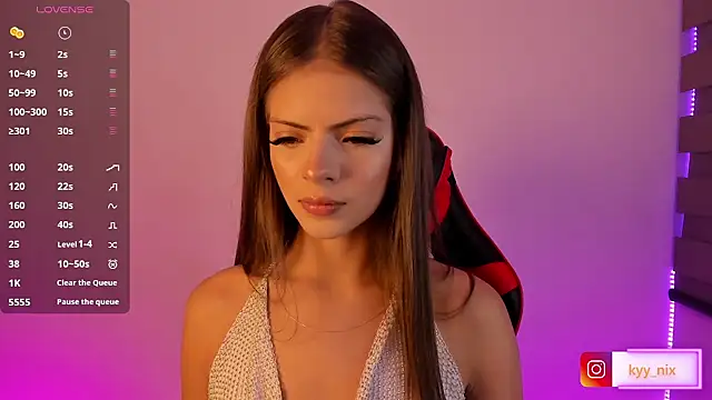 Snapshot of nix__kyy chatting on 12/24/24, 12:22 nix kyy online show from 12/24/24, 12:22