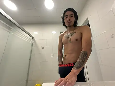 GIOOOO568 online show from 06/08/26, 07:31