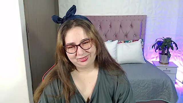 chloe prg online show from 02/22/25, 12:51