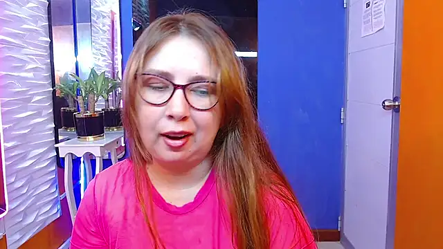 chloe prg online show from 03/12/25, 06:44