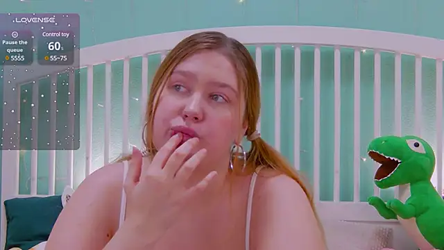 Ellie Wellie online show from 02/26/25, 05:28