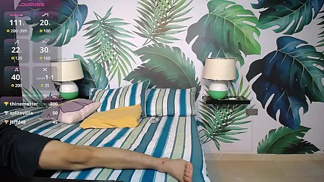 Snapshot of Gurvinder_1 chatting on 01/17/25, 02:29 Gurvinder 1 online show from 01/17/25, 02:29