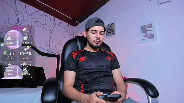 Samir bear online show from 12/04/25, 12:36