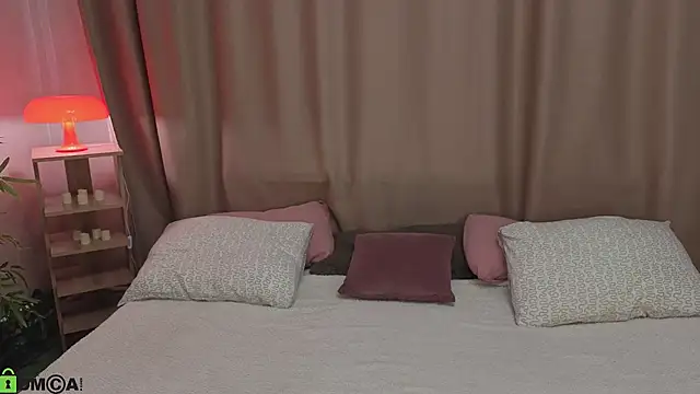 Snapshot of Cheryl__Brown chatting on 07/29/26, 01:04 Cheryl Brown online show from 07/29/26, 01:04