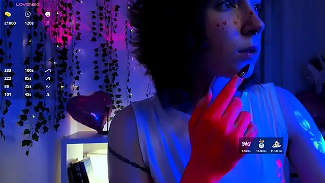 Snapshot of lilithlunna chatting on 02/16/25, 04:09 lilithlunna online show from 02/16/25, 04:09