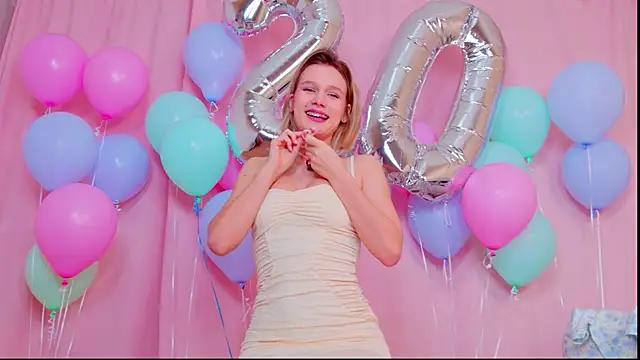 MeowthLilu online show from 02/05/26, 03:55