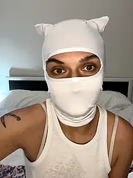 Snapshot of Nikki_Hoee chatting on 11/08/25, 05:45 Nikki Hoee online show from 11/08/25, 05:45