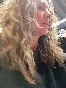 Snapshot of sansan2411 chatting on 02/11/26, 11:48 sansan2411 online show from 02/11/26, 11:48