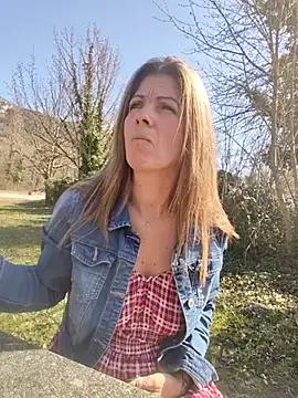 Snapshot of sansan2411 chatting on 03/02/26, 12:45 sansan2411 online show from 03/02/26, 12:45