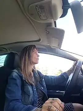 Snapshot of sansan2411 chatting on 03/03/26, 01:28 sansan2411 online show from 03/03/26, 01:28