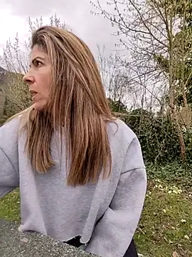 sansan2411 online show from 03/11/26, 01:17