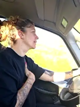 sansan2411 online show from 04/08/26, 04:51