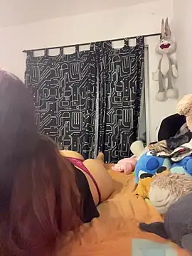 Ema kraus online show from 02/11/26, 01:32