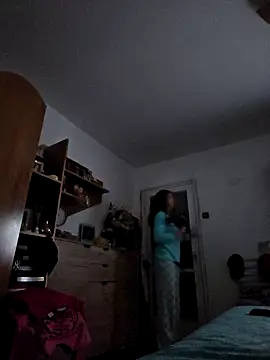 Snapshot of naughty69curls chatting on 02/05/26, 06:56 naughty69curls online show from 02/05/26, 06:56