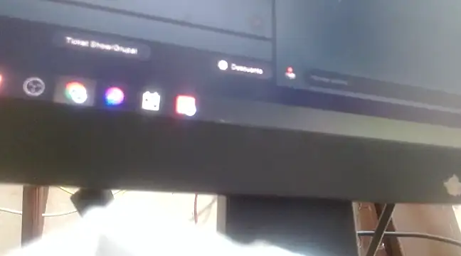 Snapshot of _amira_dalila chatting on 12/21/24, 03:09 amira dalila online show from 12/21/24, 03:09