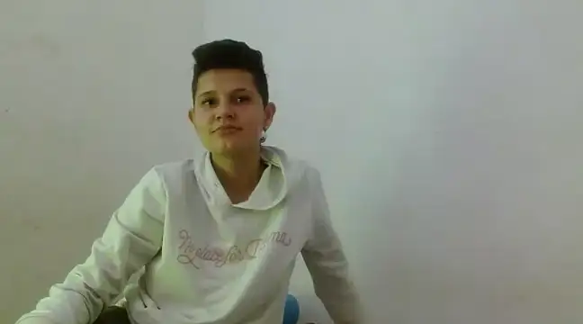 Snapshot of _amira_dalila chatting on 01/09/25, 12:09 amira dalila online show from 01/09/25, 12:09