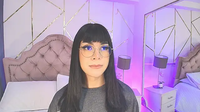 RoseCassie online show from 01/31/25, 12:40