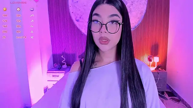 RoseCassie online show from 06/16/26, 01:25