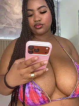 AinaraJimenez online show from 04/09/26, 08:03