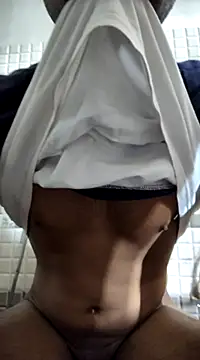 Snapshot of Treccy_91 chatting on 02/14/25, 03:54 Treccy 91 online show from 02/14/25, 03:54