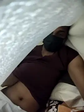 Snapshot of Treccy_91 chatting on 12/21/25, 06:26 Treccy 91 online show from 12/21/25, 06:26