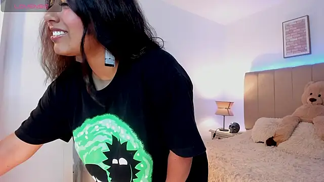 Snapshot of Katta_ossa chatting on 02/05/25, 12:42 Katta ossa online show from 02/05/25, 12:42