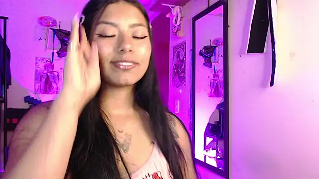 Snapshot of Katta_ossa chatting on 12/15/25, 11:53 Katta ossa online show from 12/15/25, 11:53