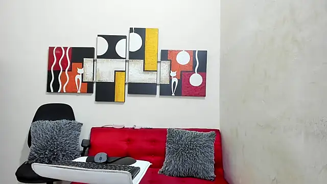 Mariana 16  online show from 02/07/25, 11:34