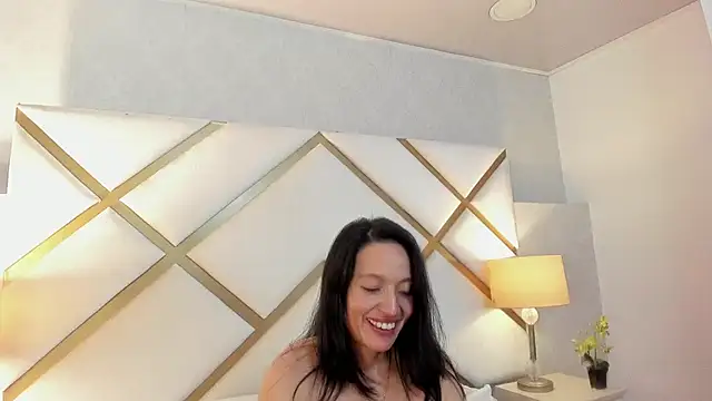 Snapshot of AmyRox_ chatting on 02/02/25, 05:59 AmyRox online show from 02/02/25, 05:59