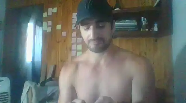 italianbighorse22 online show from 01/01/25, 08:26