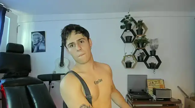 Antonello Vannucci online show from 02/25/25, 09:35