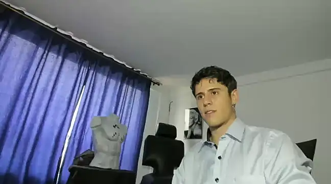 Antonello Vannucci online show from 03/04/25, 10:16