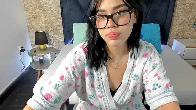 Lily Woodz online show from 03/13/25, 06:45