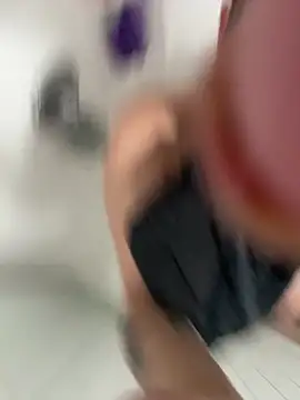 Snapshot of skarfos1babe69 chatting on 03/25/26, 02:23 skarfos1babe69 online show from 03/25/26, 02:23