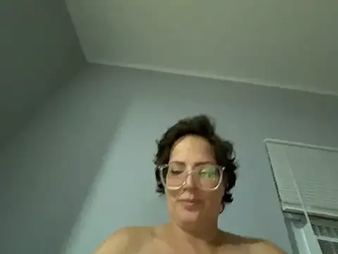 Snapshot of skarfos1babe69 chatting on 03/27/26, 04:40 skarfos1babe69 online show from 03/27/26, 04:40