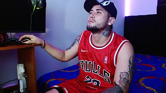 miia-liiam online show from 01/18/26, 05:44