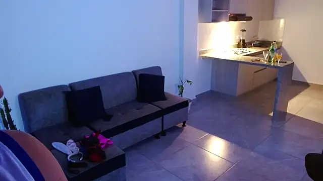 miia-liiam online show from 03/08/26, 04:16