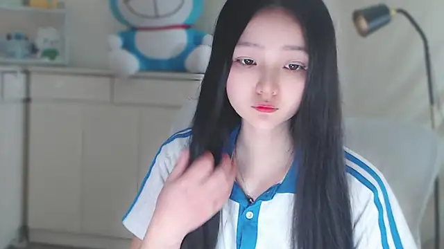 xiao-xiao-D online show from 02/12/25, 04:44