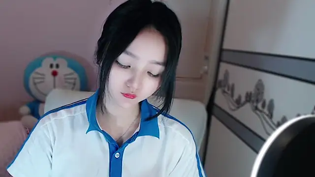 xiao-xiao-D online show from 03/20/25, 11:27