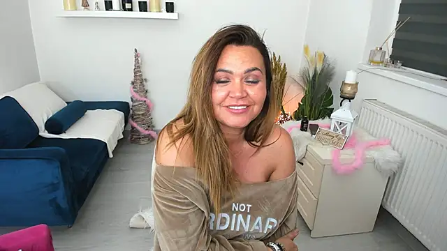 Aileen Stone online show from 12/19/24, 06:12