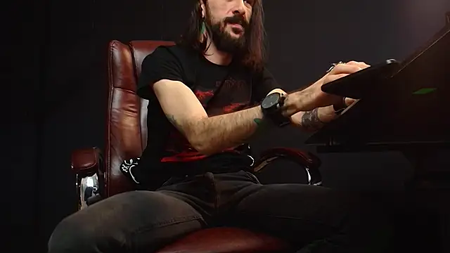 Snapshot of AxelColton chatting on 01/18/25, 11:11 AxelColton online show from 01/18/25, 11:11