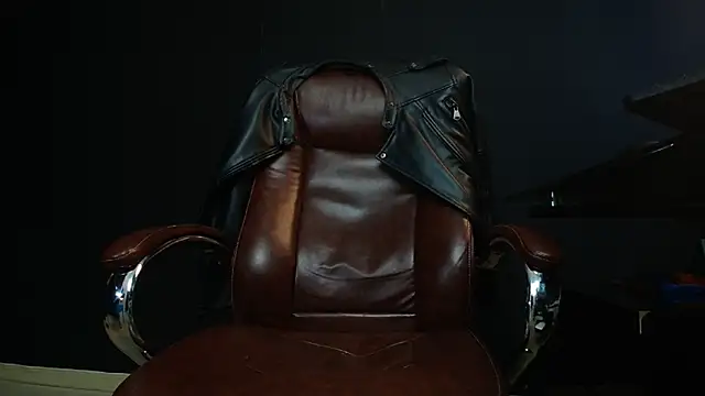 Snapshot of AxelColton chatting on 01/23/25, 09:39 AxelColton online show from 01/23/25, 09:39