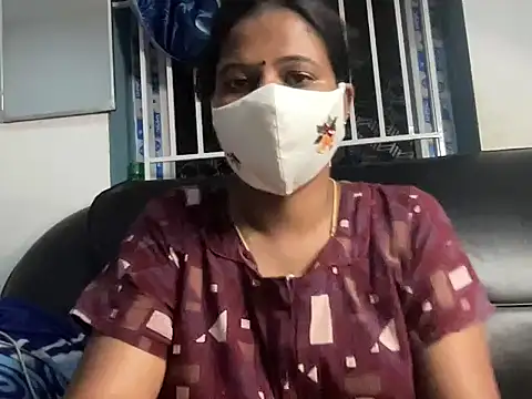 Tamil Sanjana  online show from 04/07/26, 07:03