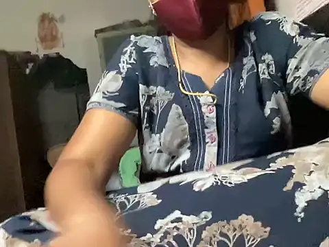 Tamil Sanjana  online show from 04/17/26, 06:44